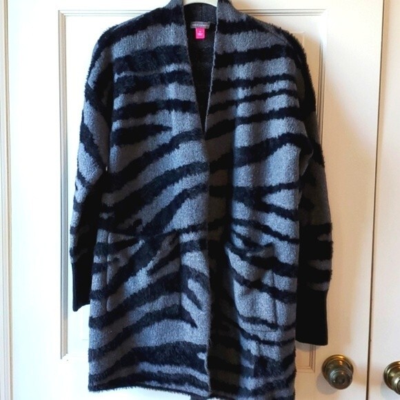 VINCE CAMUTO ZEBRA CARDIGAN LONG LINE SWEATER BLACK GRAY MEDIUM - Picture 1 of 6